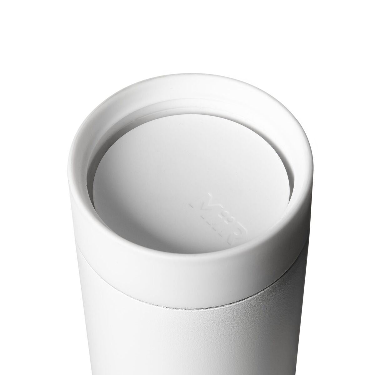 360-lid-n0 WebPDP-360_Lid_White__3602PNWM001_X2Studio_Closeup_Open.jpg