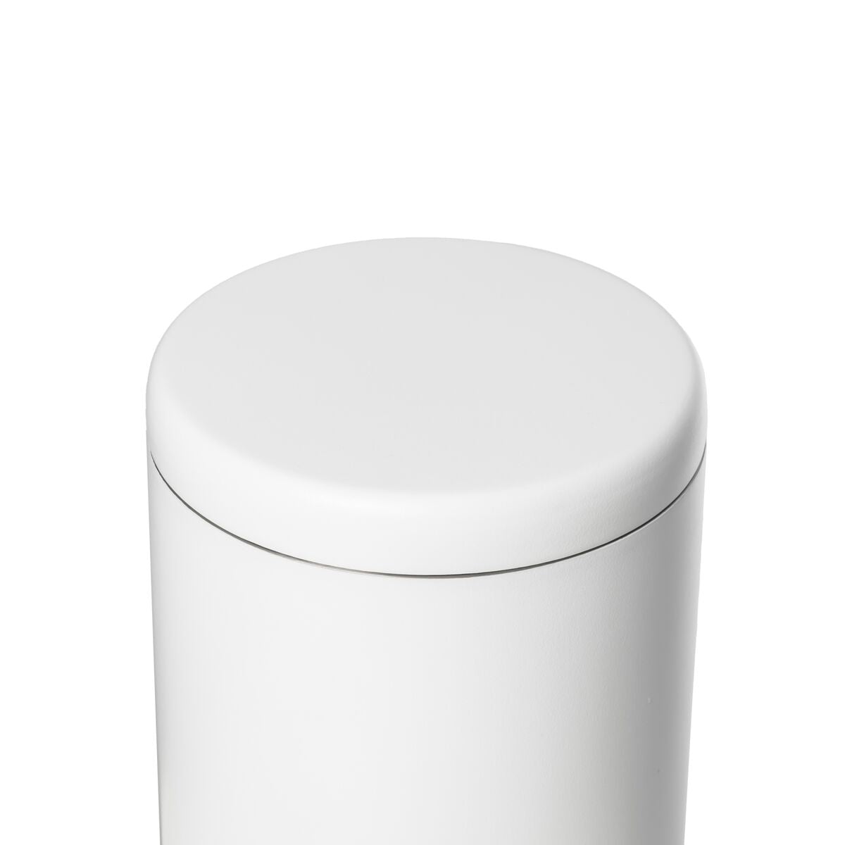 airlock-coffee-canister-f9 WebPDP-Airlock_Coffee_Canister__ACN2SVOS001_White_X2Studio_45_Deg_Lid_On.jpg