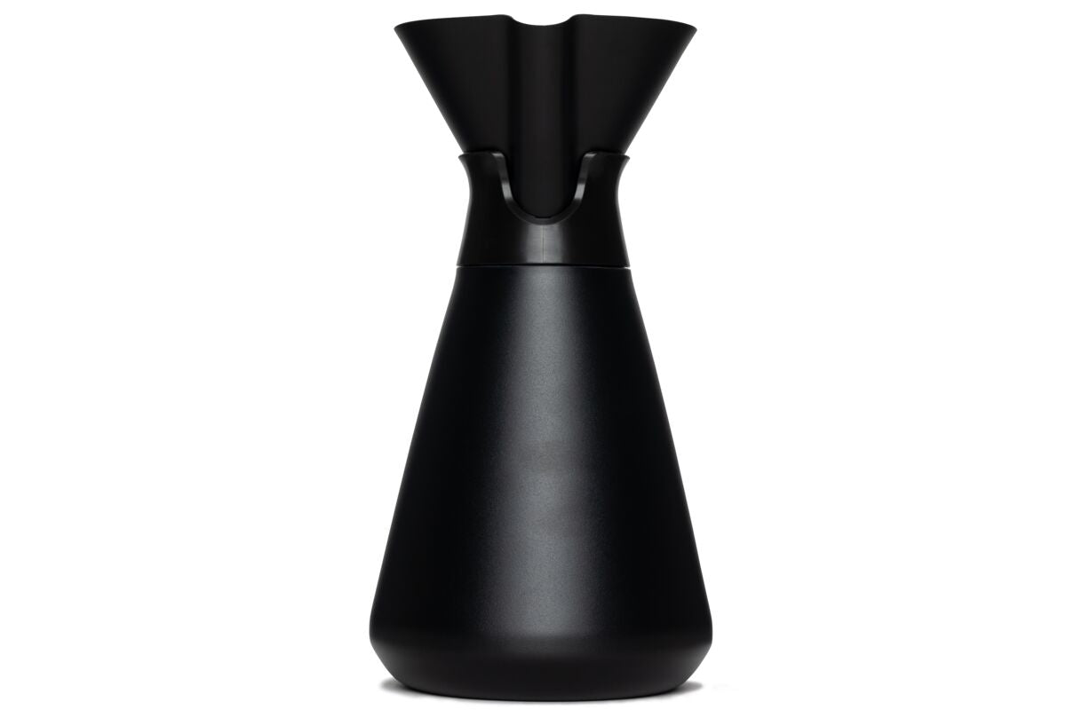 new-standard-carafe-k8 WebPDP-Carafe_Black_Studio_0722_270__CAR1SVOS002.jpg