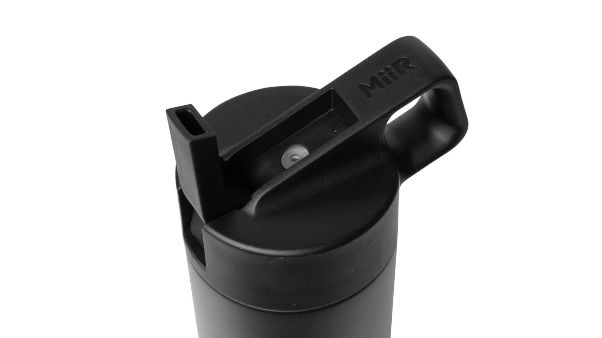 straw-bottle-c2 WebPDP-Straw_Lid_2_Black_Studio_0221_45deg_Open__WMB1SL20002.jpg