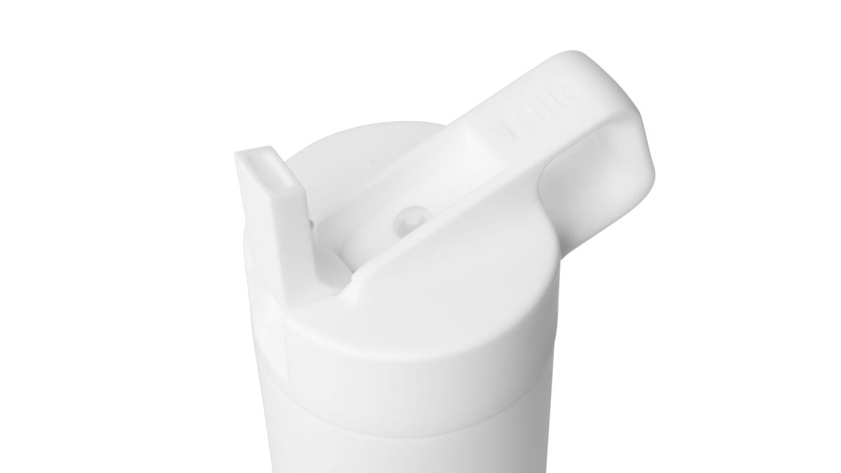 straw-bottle-c2 WebPDP-Straw_Lid_2_White_Studio_0221_45deg_Open__WMB2SL20001.jpg
