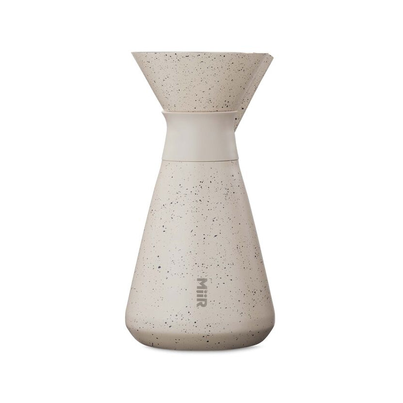 new-standard-carafe-k8 Web_PDP-33oz_New_Standard_Carafe_Desert_Tan_Speckle_Studio_CAR1SVOS224__Front.jpg